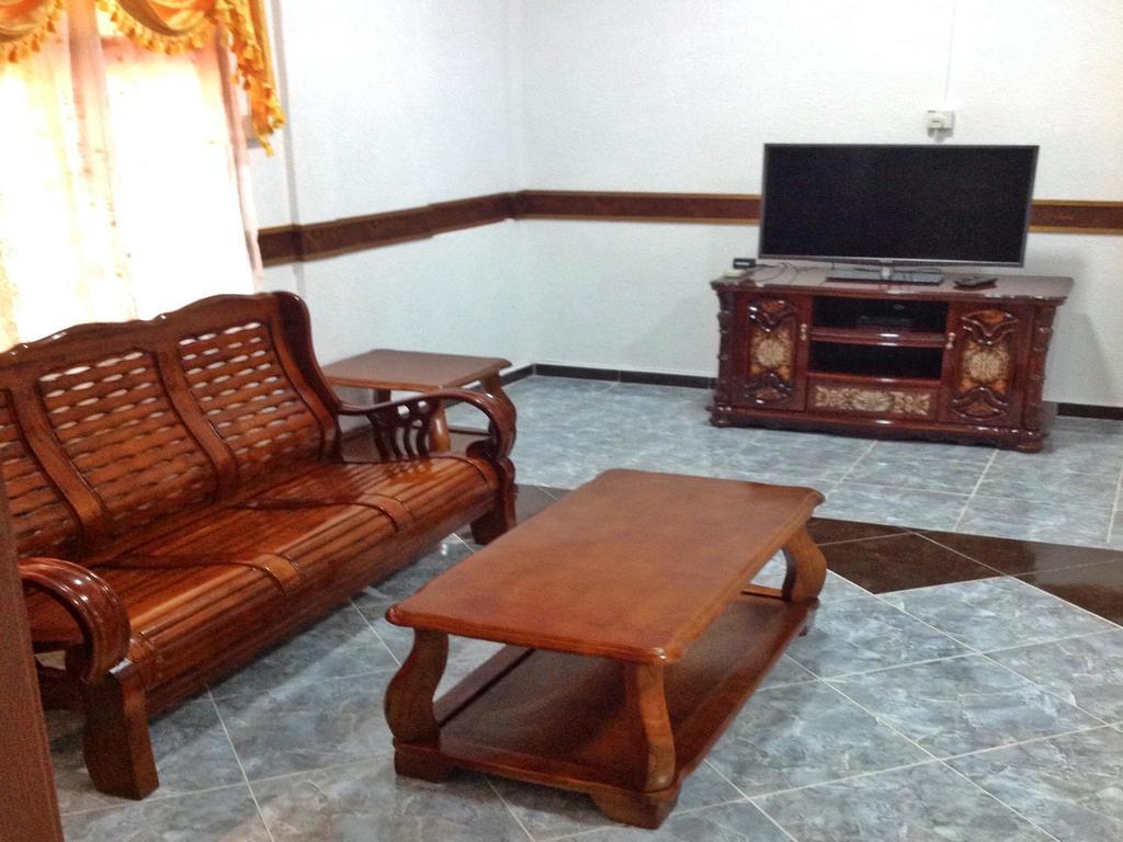 Nur Muslim Homestay At Kota Bharu Dış mekan fotoğraf