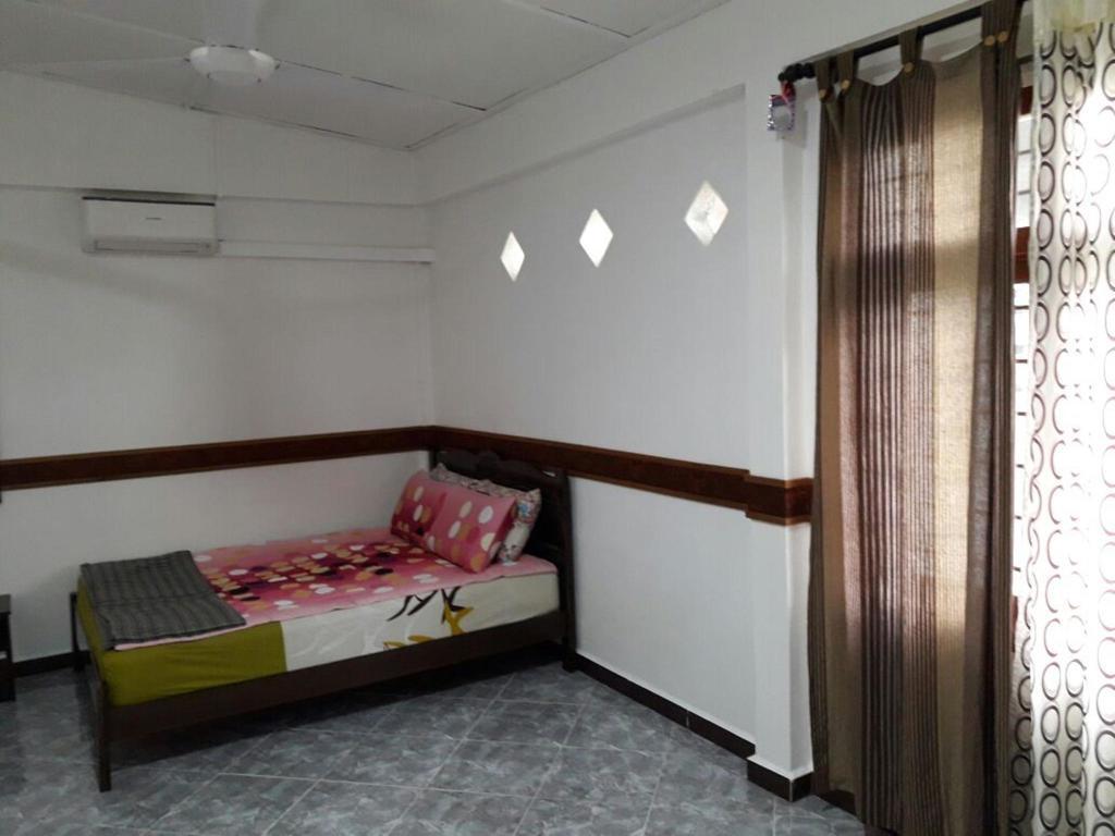 Nur Muslim Homestay At Kota Bharu Dış mekan fotoğraf