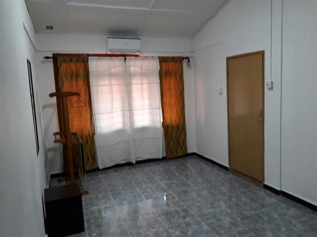 Nur Muslim Homestay At Kota Bharu Dış mekan fotoğraf